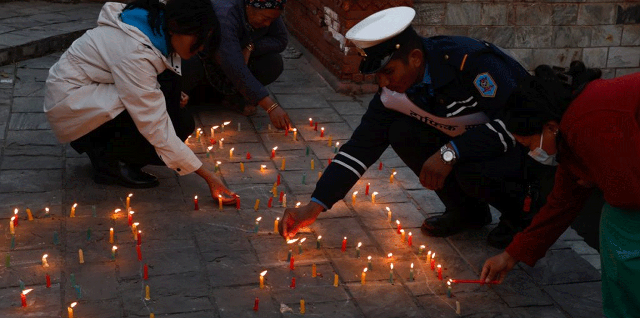 ट्राफिक सप्ताह-२०८२ जारी, माइतीघरमा दीप प्रज्वलन