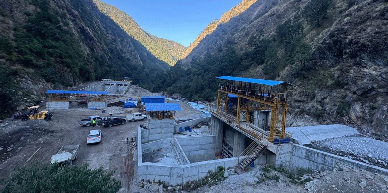 लाङटाङ खोलामा जलविद्युत परीक्षण हुने