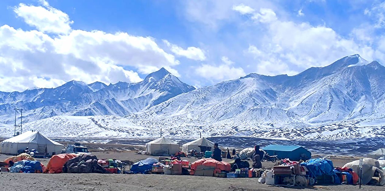 हिमपातपछि कोरलानाकाबाट निकासी तथा पैठारी प्रभावित