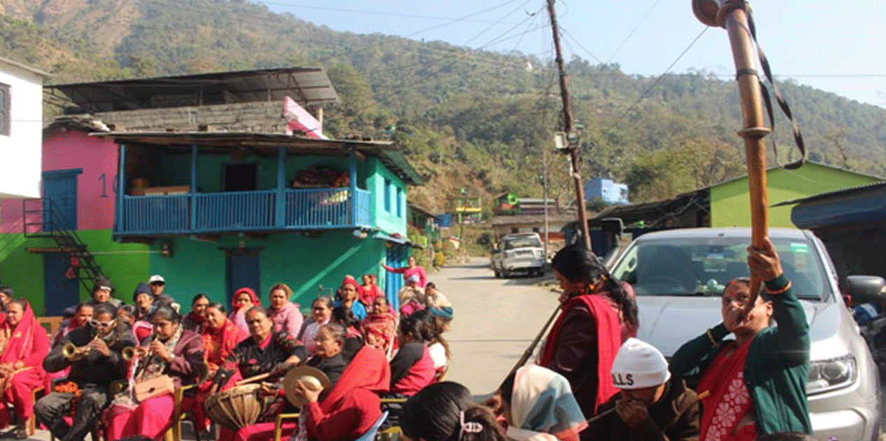 महिलालाई आयआर्जनमा लगाउन पञ्चैबाजा प्रशिक्षण