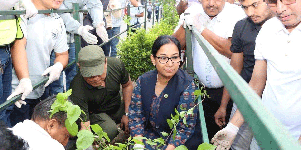 भरतपुरको मुहार फेरेर बिदा लिँदै छिन् रेनु दाहाल