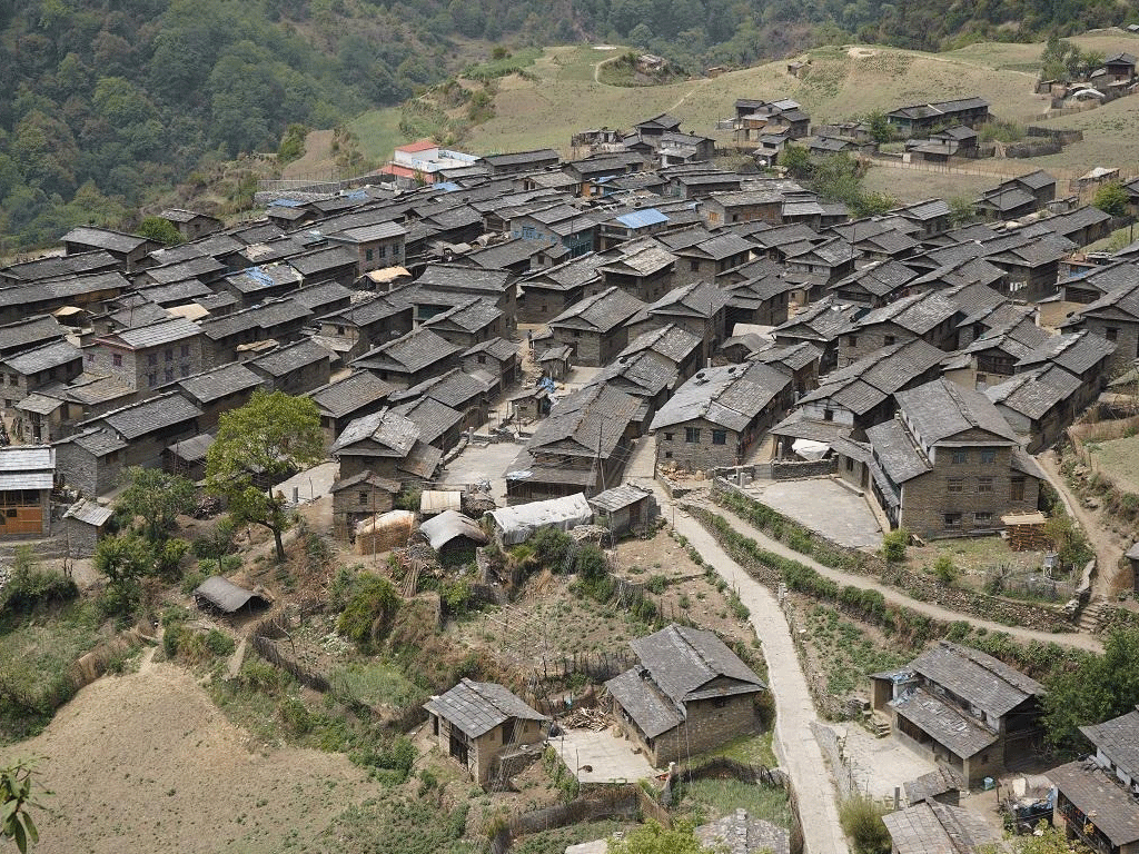 सडक सञ्जालमा जोडिँदै गुर्जा