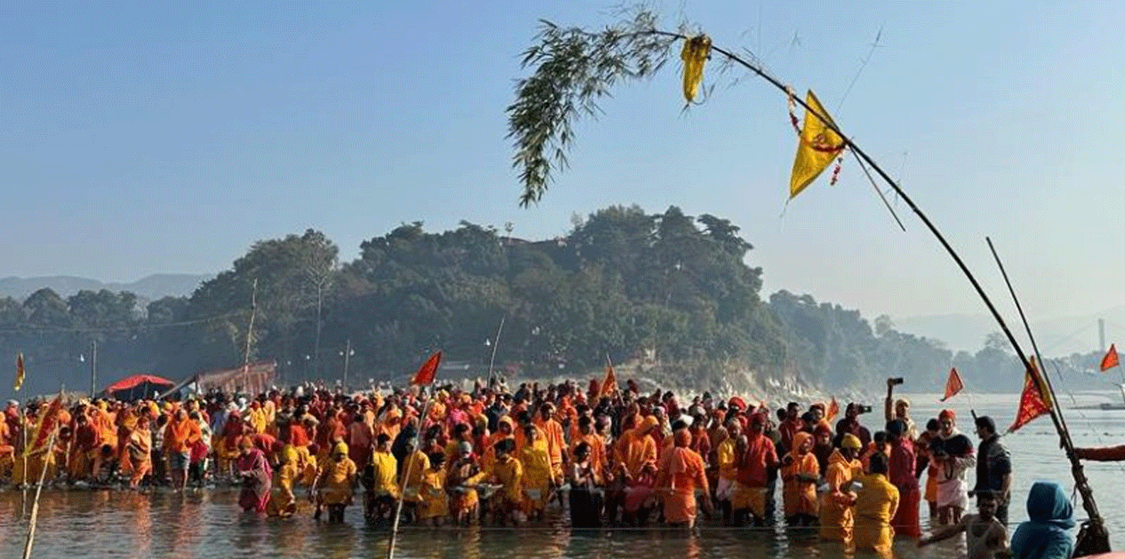 माघे सङ्क्रान्ति मेला भर्न पवित्र तीर्थस्थल देवघाटमा भक्तजन आउन थाले