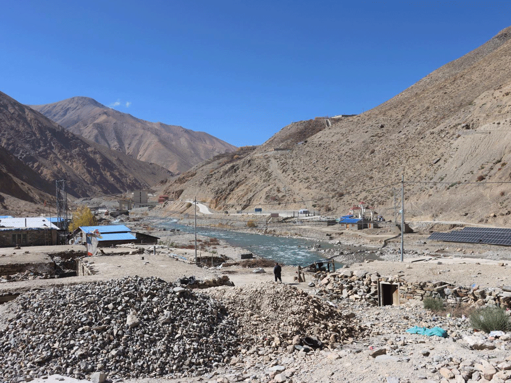 अत्यधिक चिसो बढेपछि यारी भन्सार कार्यालय तीन महिनाका लागि बन्द