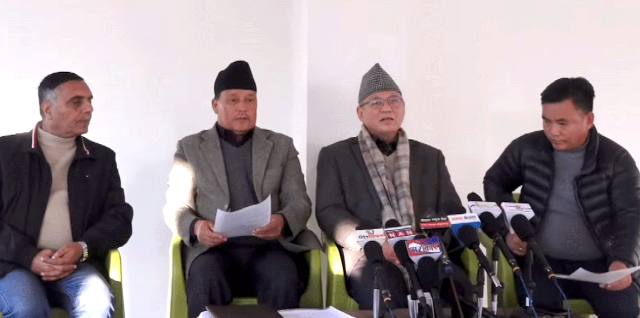 ओलीमाथि गालीगलौज र अमर्यादित सामग्रीको प्रसारण रोक्न एमालेको माग, कानुनी कारवाहीको चेतावनी