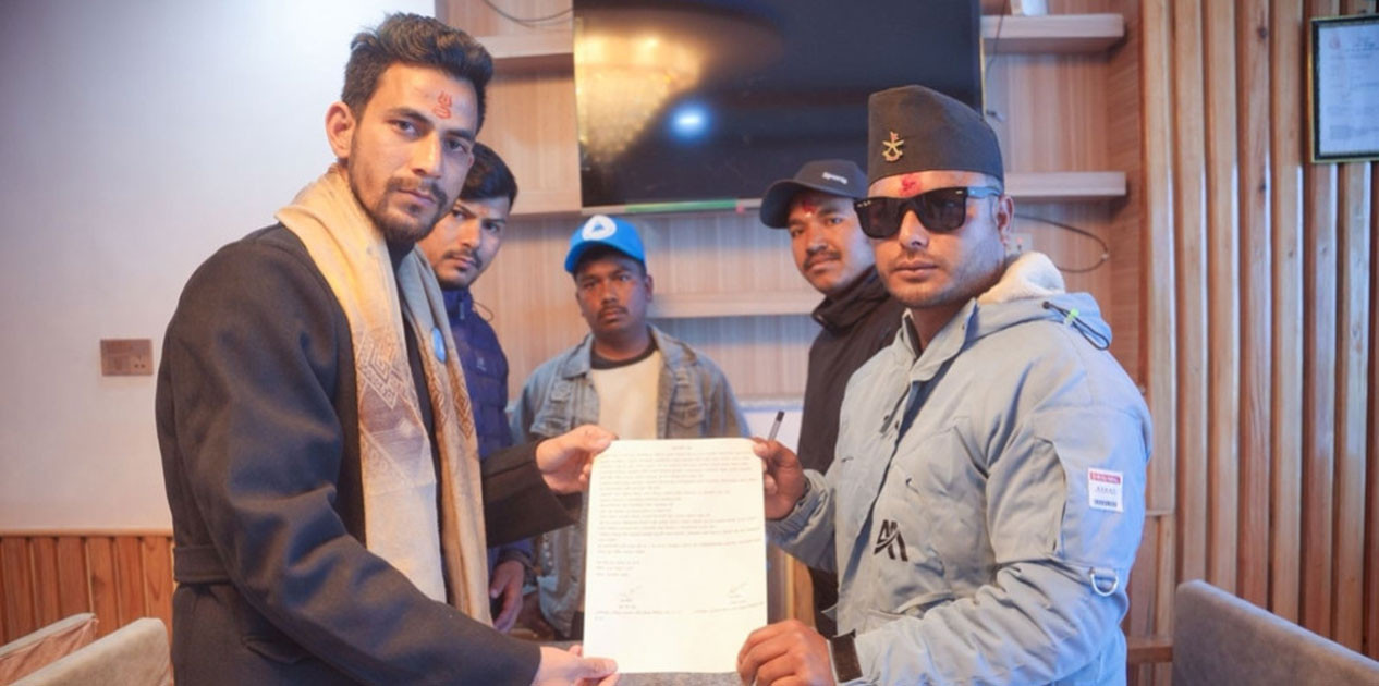 अछाम-२ मा रास्वपाका भूपदेव शाहलाई उज्यालो नेपालका उम्मेदवार रावलको समर्थन