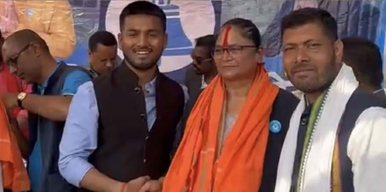 एमाले छाडेकी निवर्तमान सांसद थपलिया रास्वपामा प्रवेश