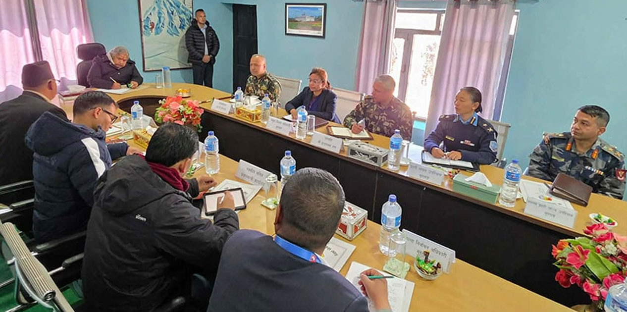 निर्वाचन तयारीबारे जानकारी लिन प्रधानमन्त्री कार्की मुस्ताङ भ्रमणमा