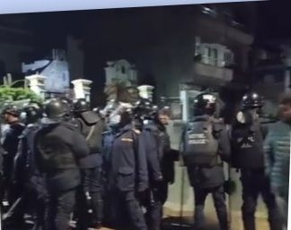 ओलीलाई नियन्त्रणमा लिन प्रहरी गुण्डुस्थित निवासमा