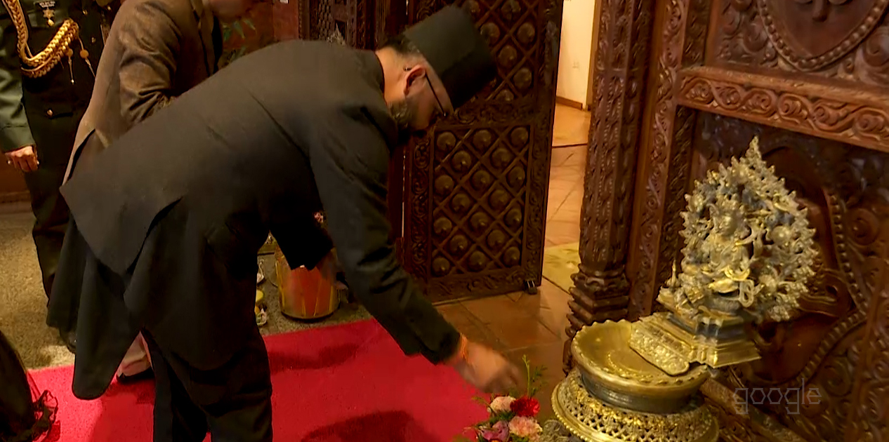 प्रधानमन्त्री शाह पूजापाठपछि बालुवाटार प्रवेश