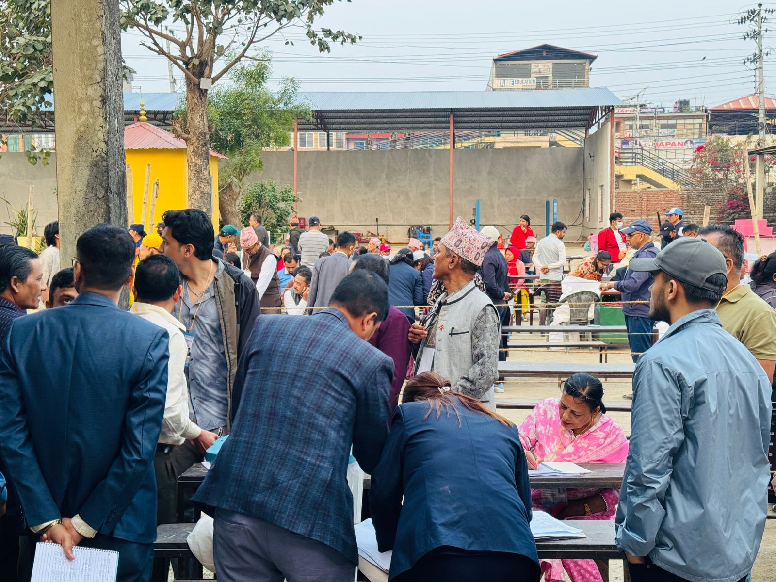 प्रतिनिधि सभा निर्वाचनको मतदान देशैभर शुरु