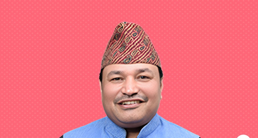 पर्सा क्षेत्र नं. २ का नेकपा उम्मेदवार मनोज चौधरी पक्राउ