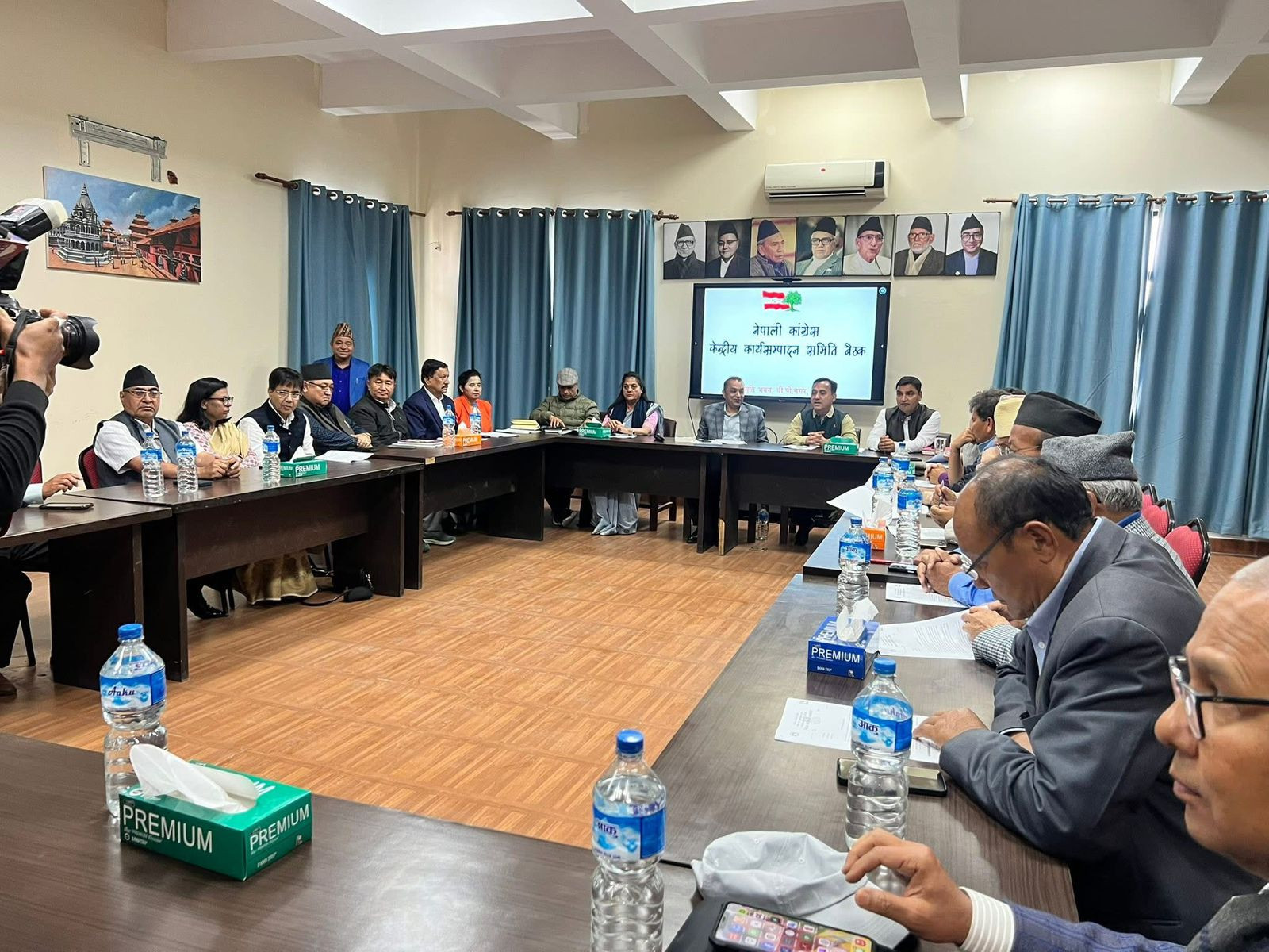 कांग्रेस केन्द्रीय कार्यसम्पादन समिति बैठक सुरु