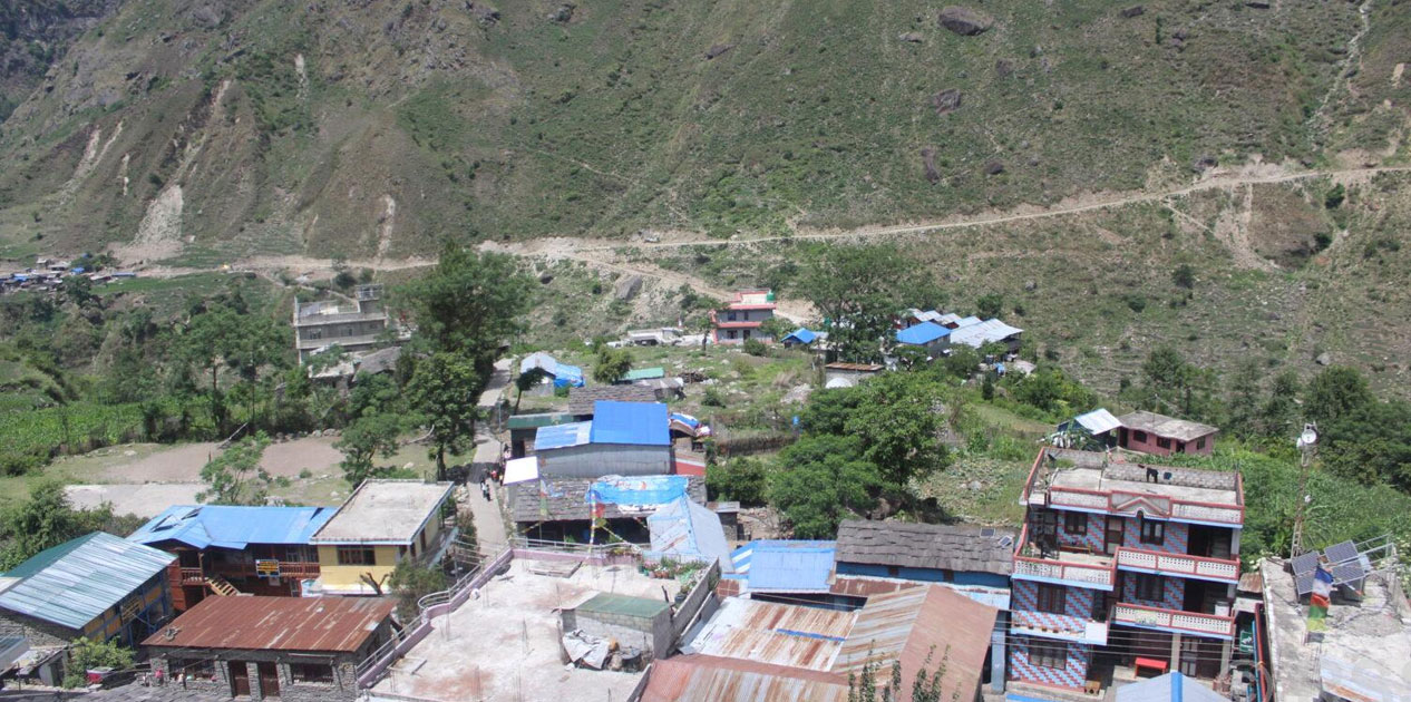 चुमनुब्रीको फिलिममा मोटर पुग्यो