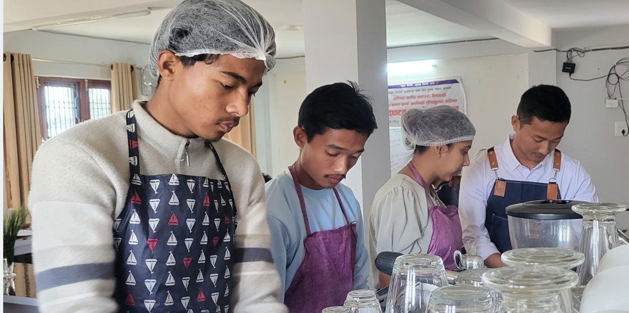 कफीको सुगन्धमा बुन्दै युवा सपनाहरू