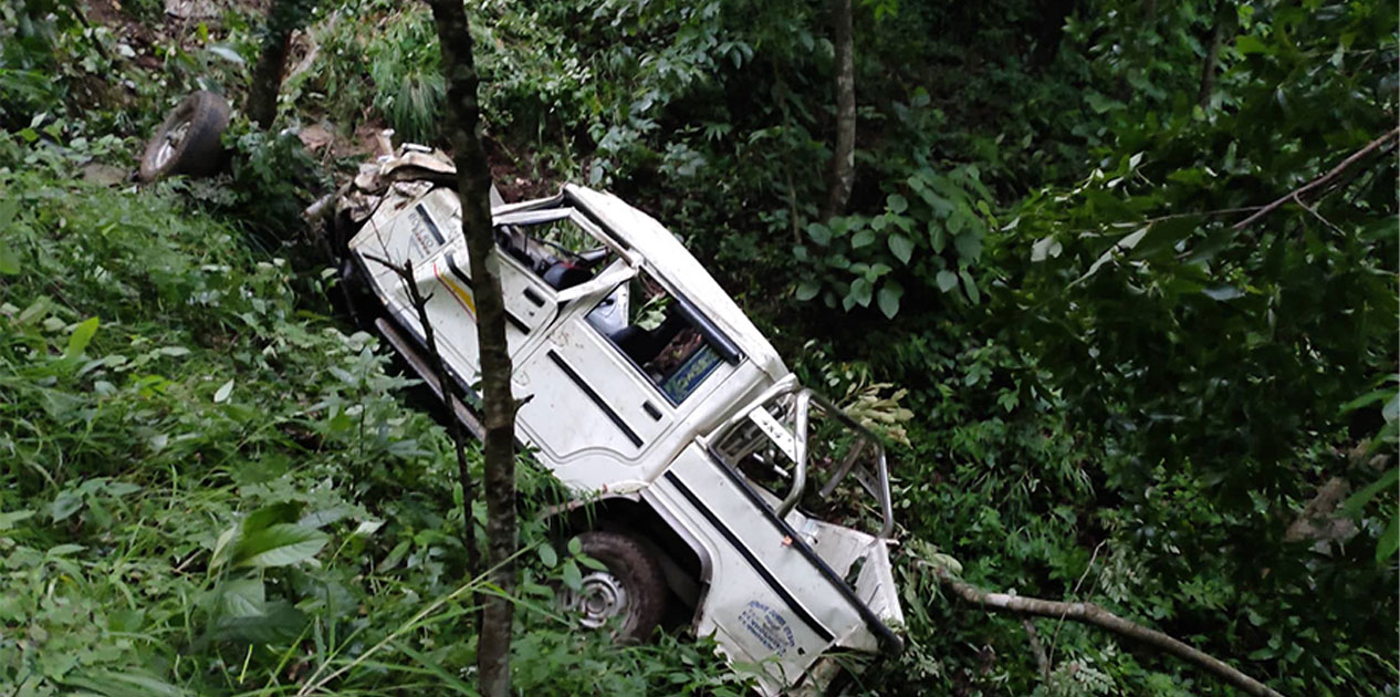 डोटीमा जिप दुर्घटना, २ जनाको मृत्यु