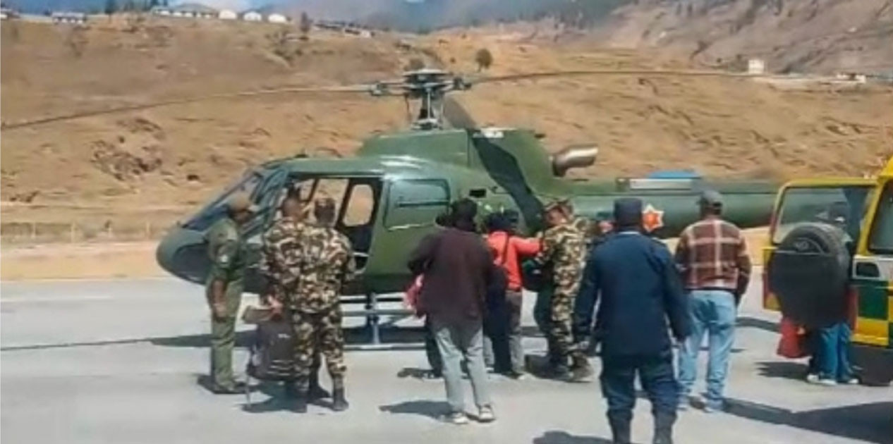 जुम्लामा स्वास्थ्य जटिलता देखिएकी सुत्केरी महिला हेलिकोप्टरबाट उद्धार