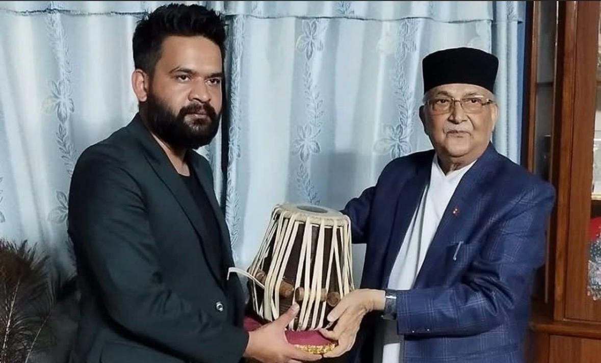 बालेनलाई बधाई दिँदै ओलीले भने- पाँच वर्षे कार्यकाल निर्विघ्न सफल रहोस्