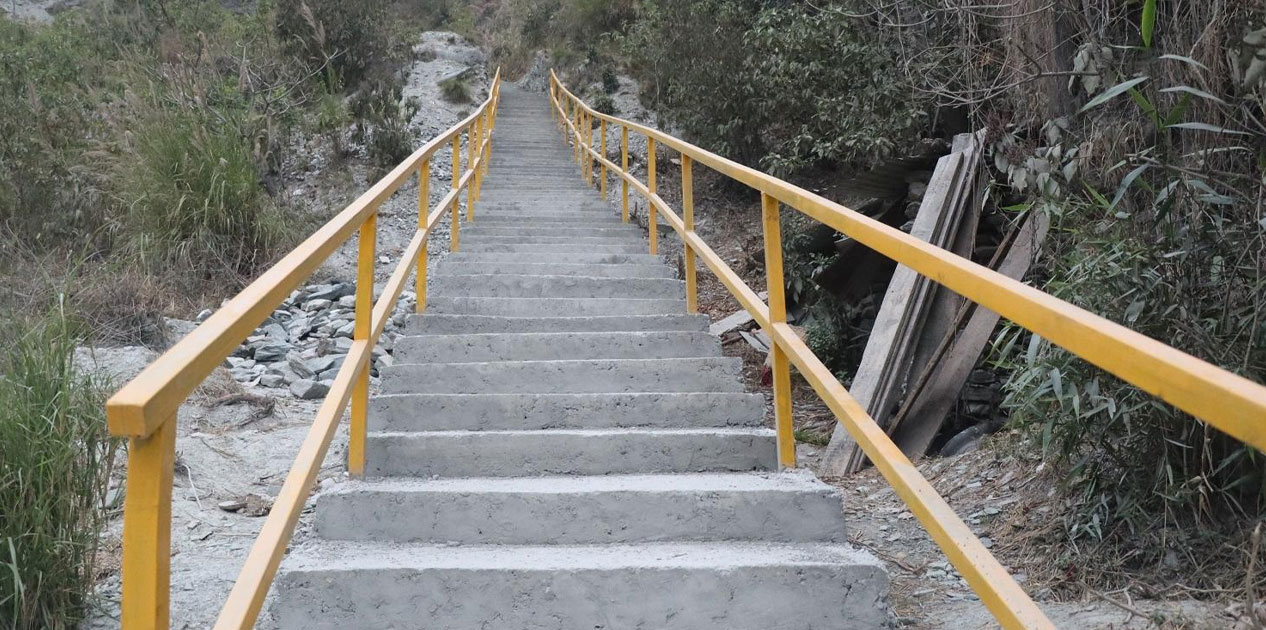 राहुघाट-पिप्ले बगैँचा जोड्ने पदमार्ग निर्माण