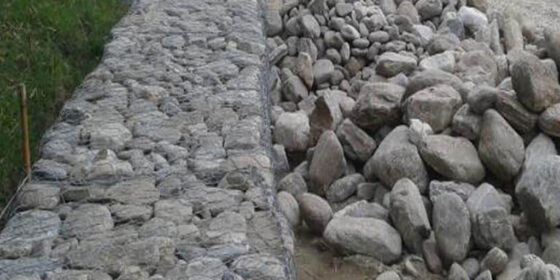 छ वटा खोलामा तटबन्ध निर्माण