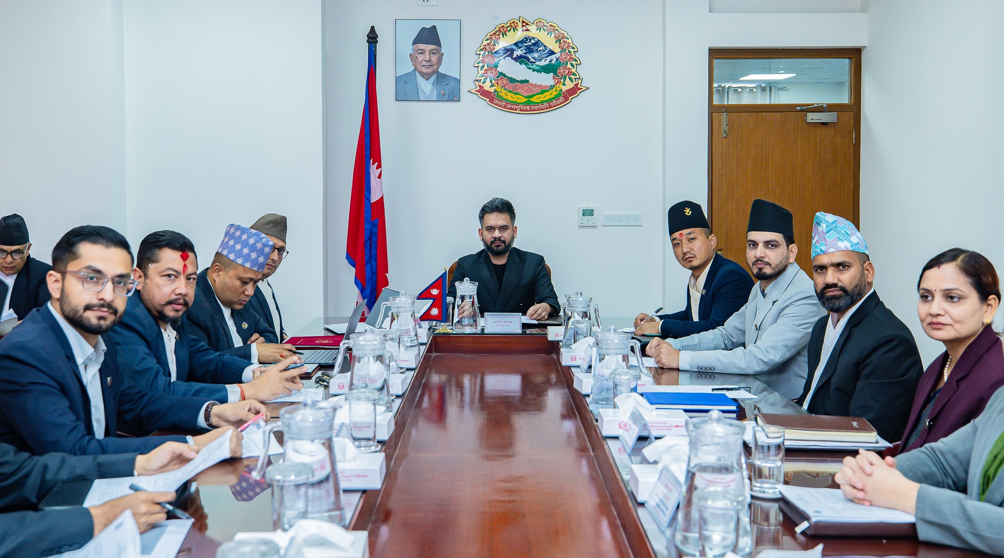 मन्त्रिपरिषद् बैठक सुरु