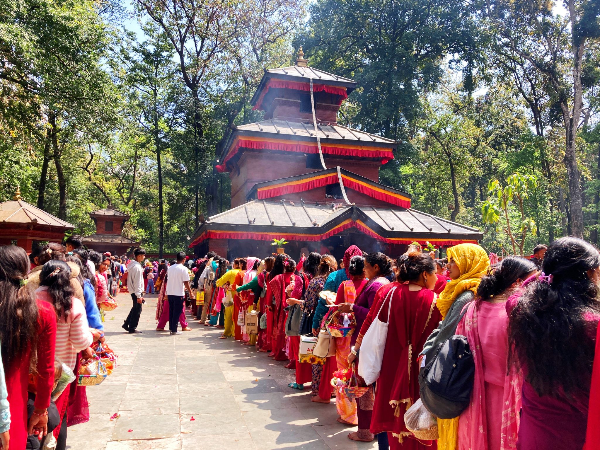 बागलुङ कालिकामा चैतेदसैँमा ३७ लाख भेटी सङ्कलन