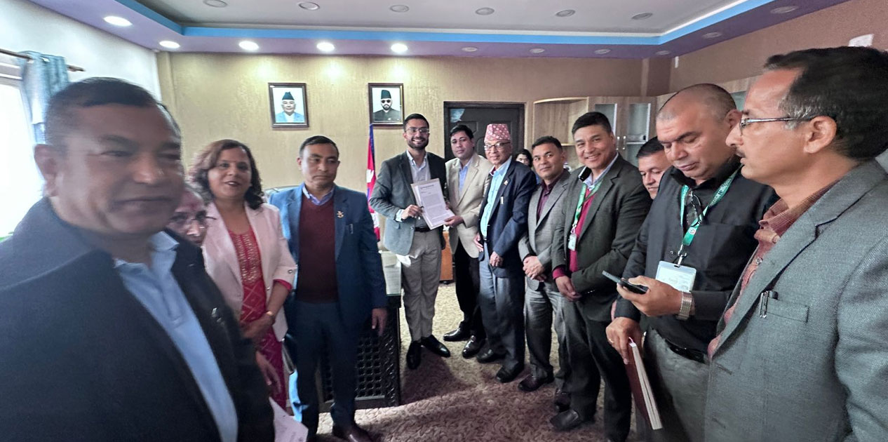 विद्यालय शिक्षा ऐन छिटो ल्याउन मन्त्री पोखरेललाई आग्रह