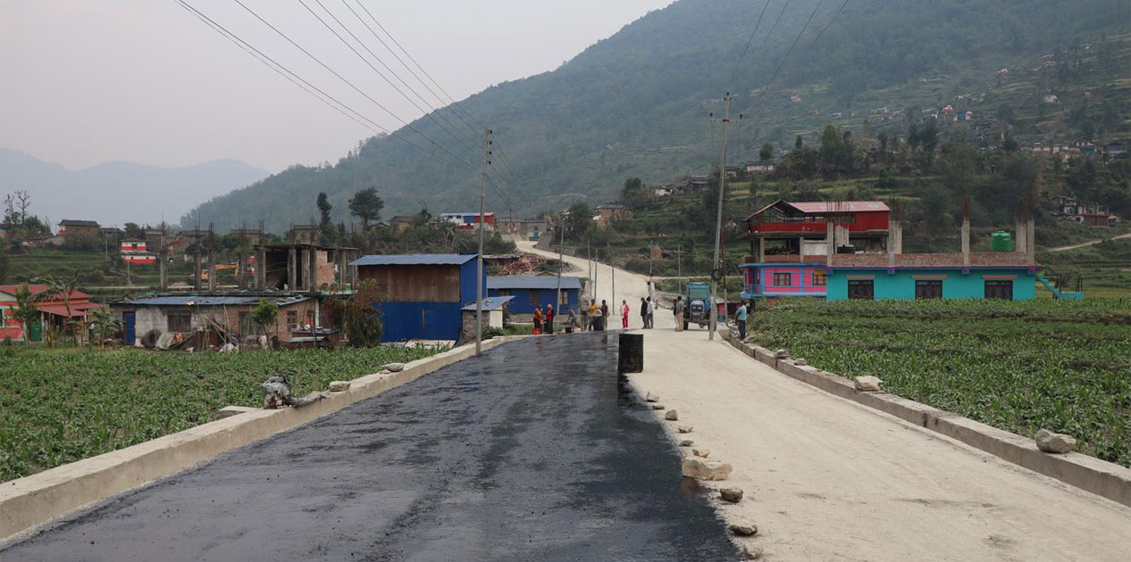 दरवाङ–मुना–ढोरपाटन सडक: ताकममा कालोपत्र सुरु