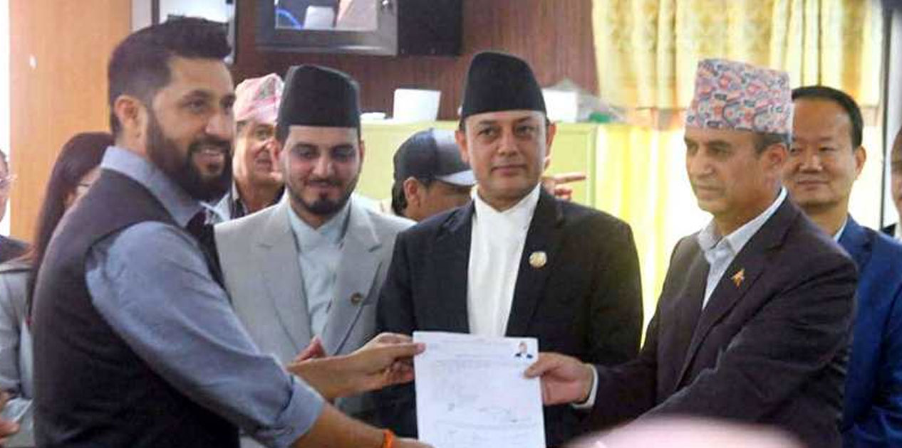 सभामुख पदका लागि डीपी अर्यालले दिए उम्मेदवारी