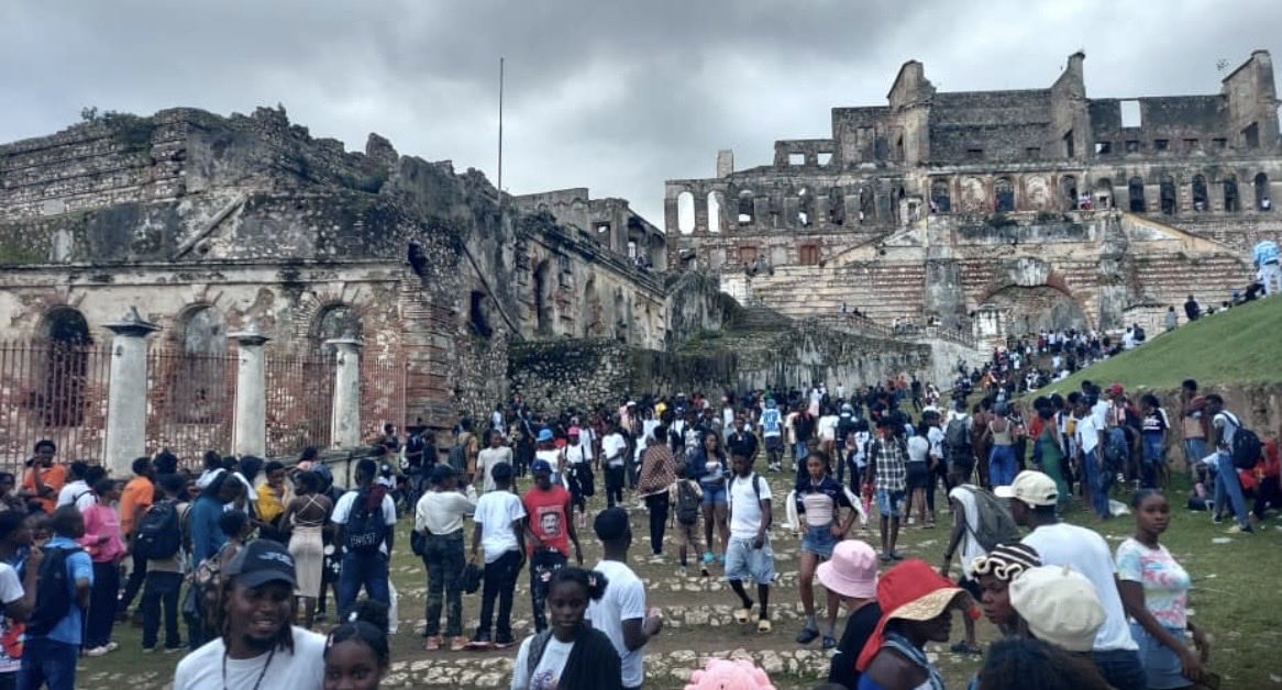 हाइटीमा भागदौड हुँदा ३० जनाको मृत्यु