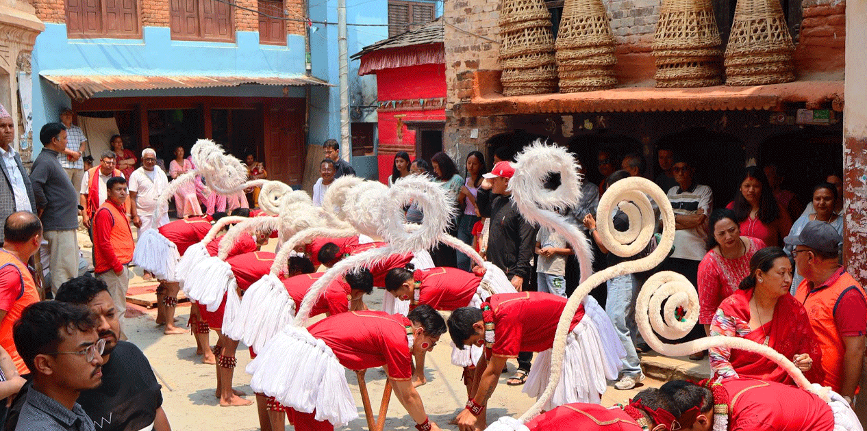 एक्काइस महिना देखाएर समापन गरियो हनुमान नाच