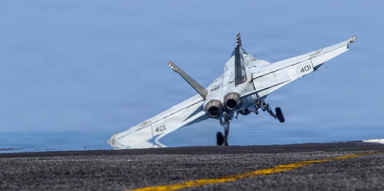 इरानले खसालेको अमेरिकी युद्धक विमानका एक चालकको उद्धार