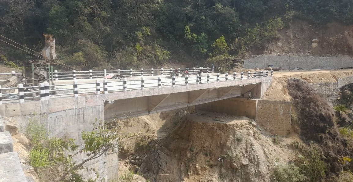 मदन भण्डारी राजमार्ग : झापा, मोरङ र सुनसरीमा पुल निर्माण गरिँदै