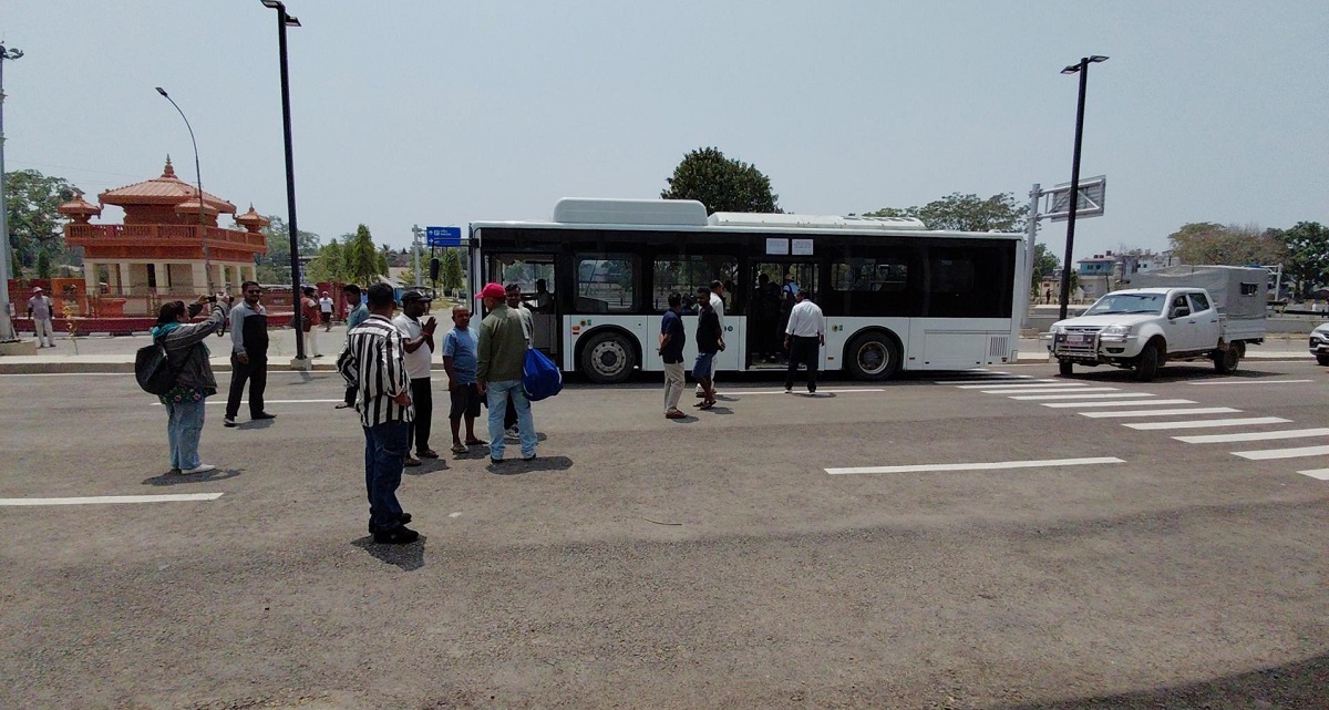 नेपालगन्ज विमानस्थलमा आजदेखि निःशुल्क ट्रलीबस सेवा