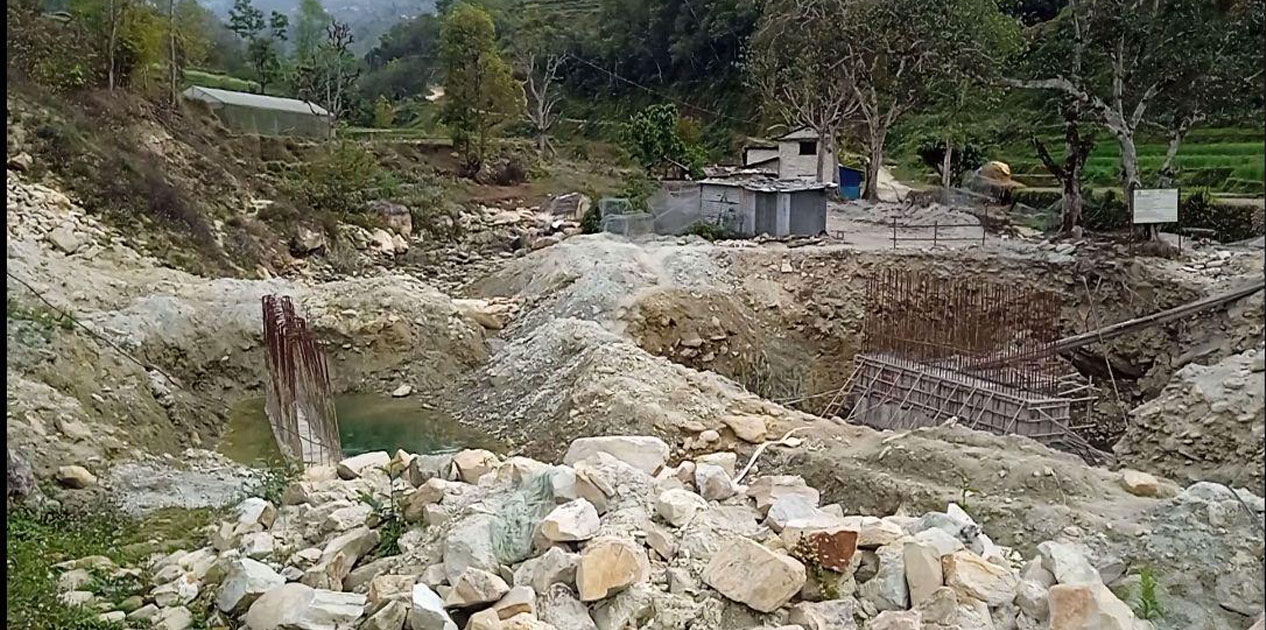 दुईवर्षसम्म सक्नुपर्ने मोटरेबल पुल २५ प्रतिशतमात्र प्रगति