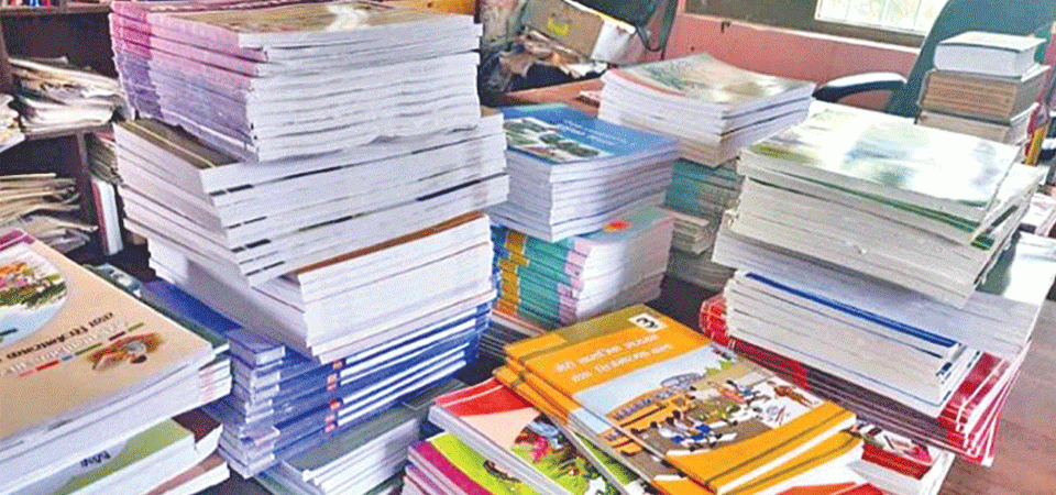 नयाँ शैक्षिकसत्र वैशाख २ गतेदेखि, पाठ्यपुस्तक विद्यालयमा पु-याइँदै