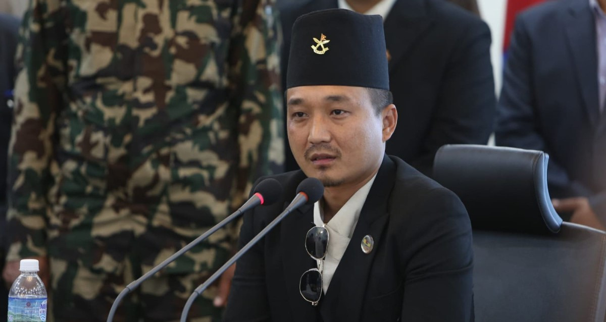 सेयर लगानी विवादमा गृहमन्त्री गुरुङ: “निर्णय प्रमाणका आधारमा हुनुपर्छ”