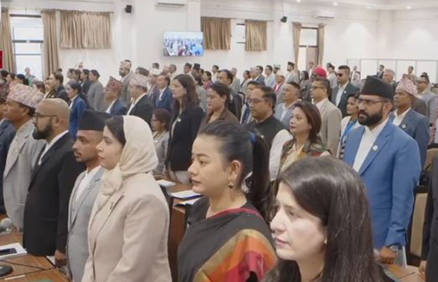 प्रतिनिधिसभा बैठक ५ बजे बस्नेगरी स्थगित