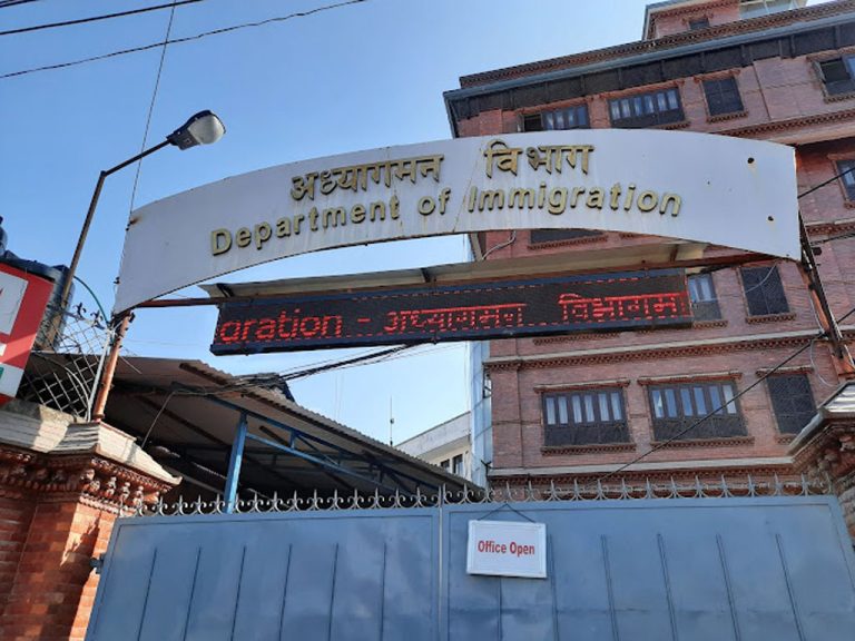 पाँच महिनामा एक लाखभन्दा बढी विदेशी नागरिक ‘ट्र्याकिङ’मा