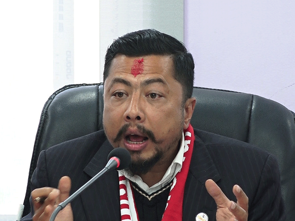 कोहलपुर-सुर्खेत प्रसारण लाइनमा क्षति, मर्मत र छानबिन तीव्र पार्न मन्त्री श्रेष्ठको निर्देशन