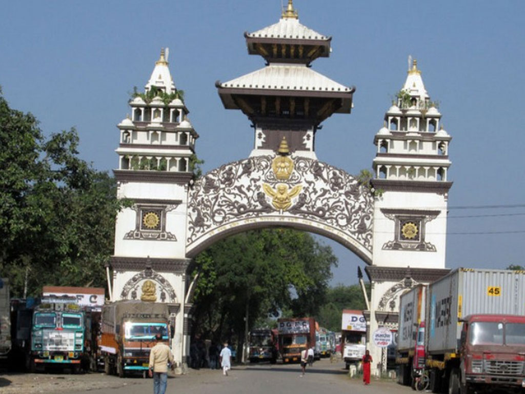 १० महिनामा सात खर्ब ९४ अर्बको सामान भित्रियो