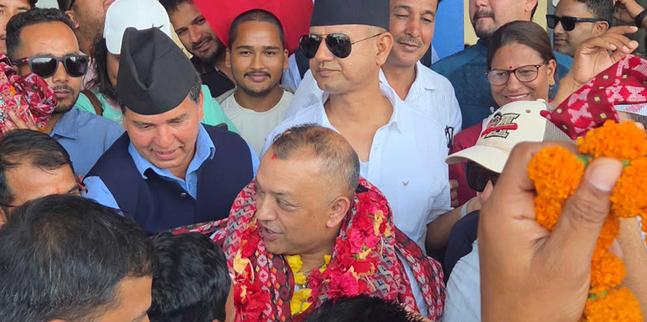 धनगढी पुगे सभापति थापा