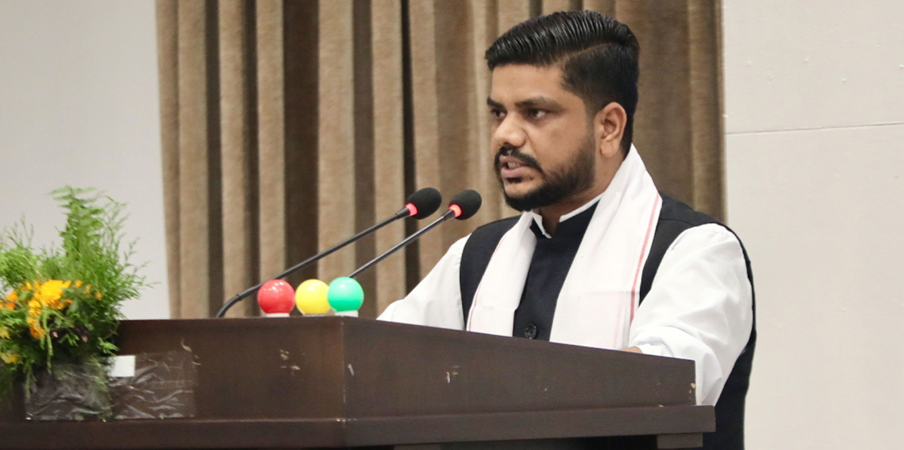 ‘वैदेशिक रोजगारीका क्षेत्रमा हुने ठगी नियन्त्रण गरिनेछ’ : श्रम मन्त्री यादव