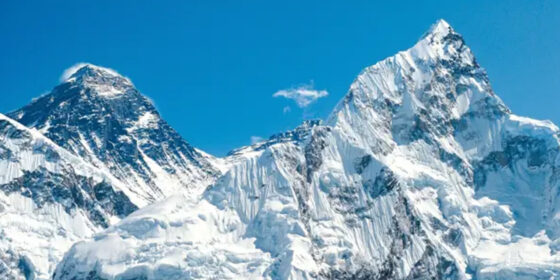 सगरमाथा दिवस: विश्वसामु नेपालको गौरव र हिमाली पर्यटनको