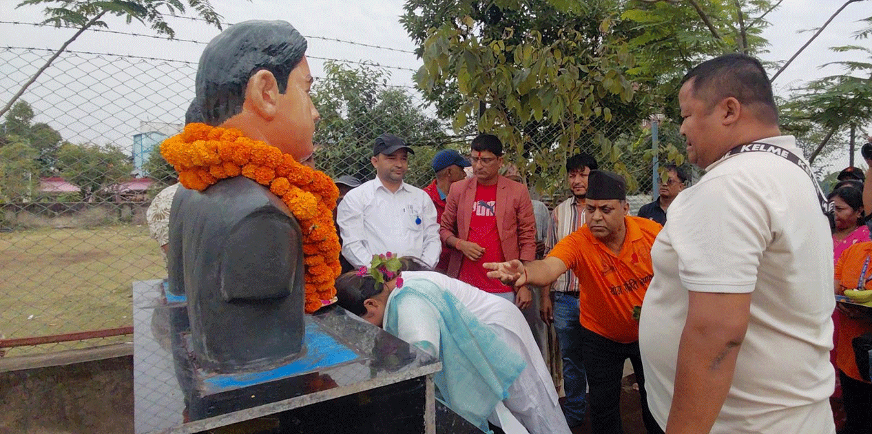 जेन जेड आन्दोलनका सहिदको सम्मानमा सालिक अनावरण