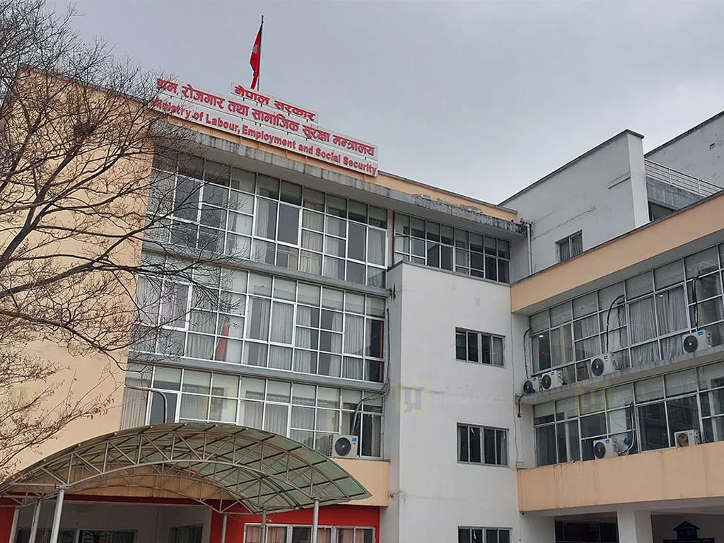 ३ लाख नदिएसम्म उड्न दिन्न भनेपछि म्यानपावरमाथि स्टिंग अपरेसन, एजेन्ट पक्राउ
