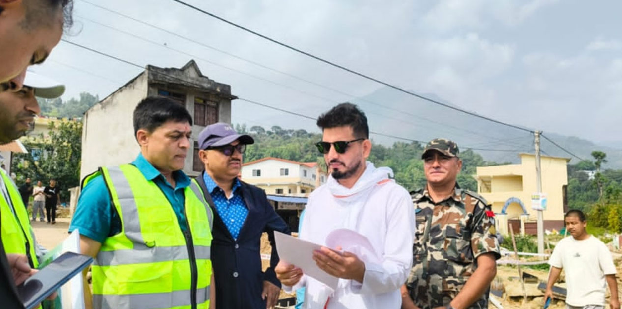 नागढुंगा-मुग्लिङ सडक आयोजनाको प्रगति बुझ्न मन्त्री लम्सालद्वारा स्थलगत निरीक्षण
