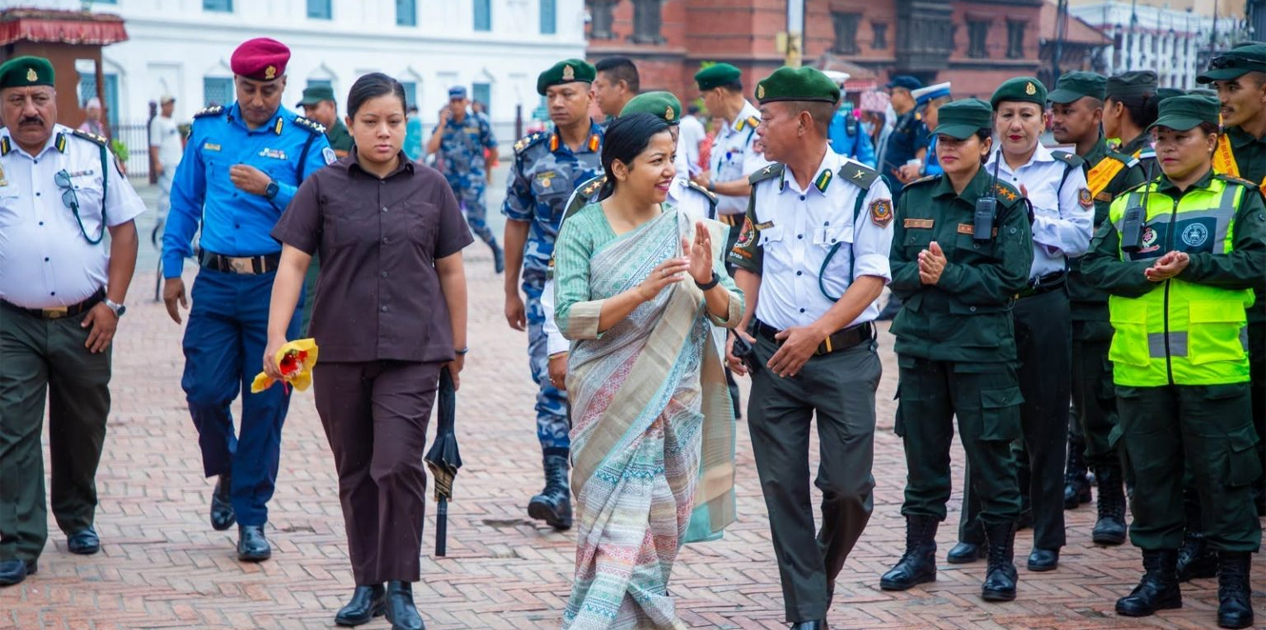 ‘नमस्ते सेवा अभियान’ सुरु, नागरिकसँग नम्र व्यवहार गर्न महानगर प्रहरीलाई डंगोलको निर्देशन