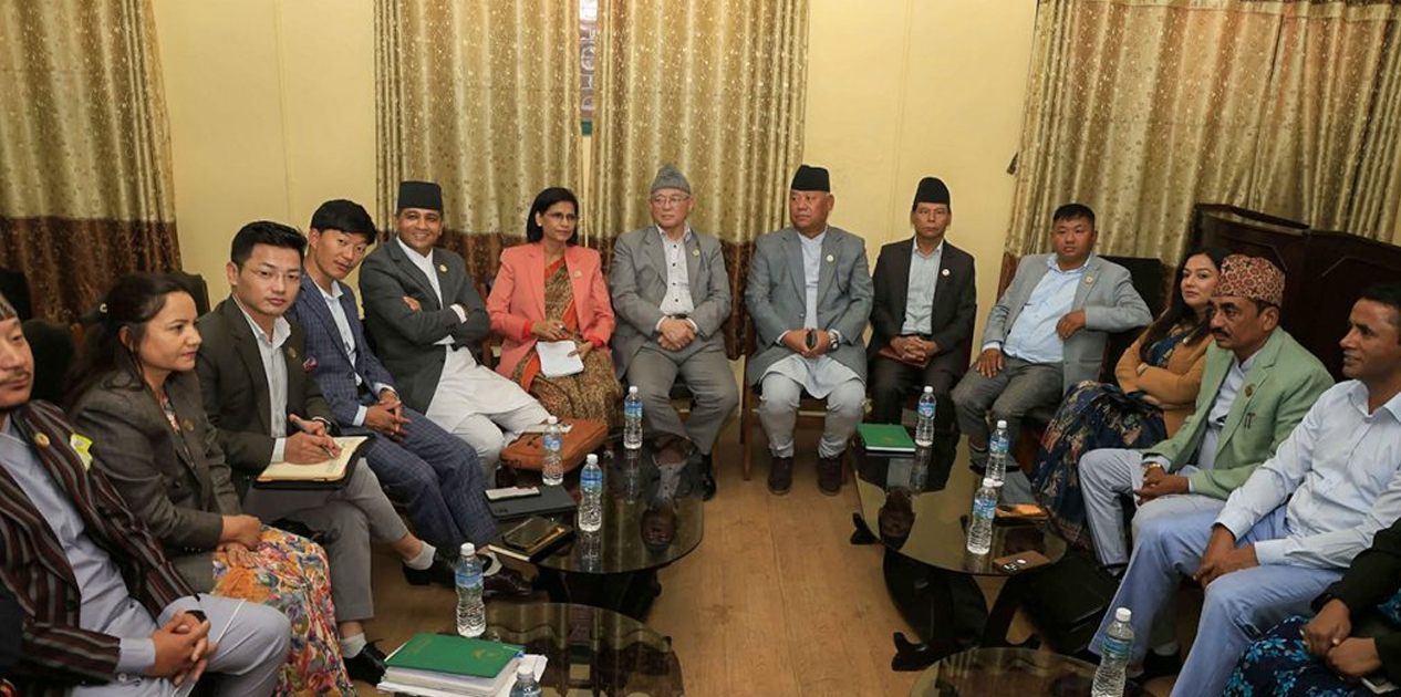 संसद् स्थगनपछि काँग्रेसद्वारा विपक्षी दलहरूको संयुक्त बैठक आह्वान