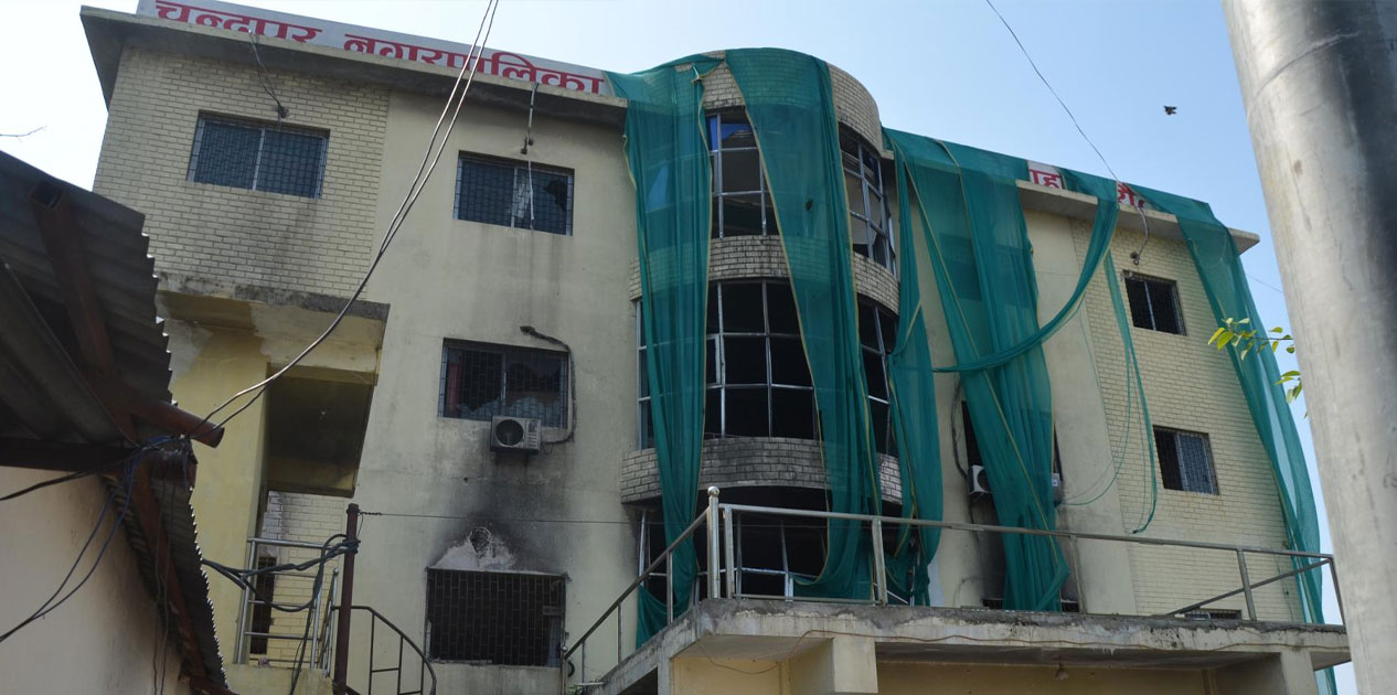 नगरपालिका भवन पुनर्निर्माण नहुँदा काममा बाधा